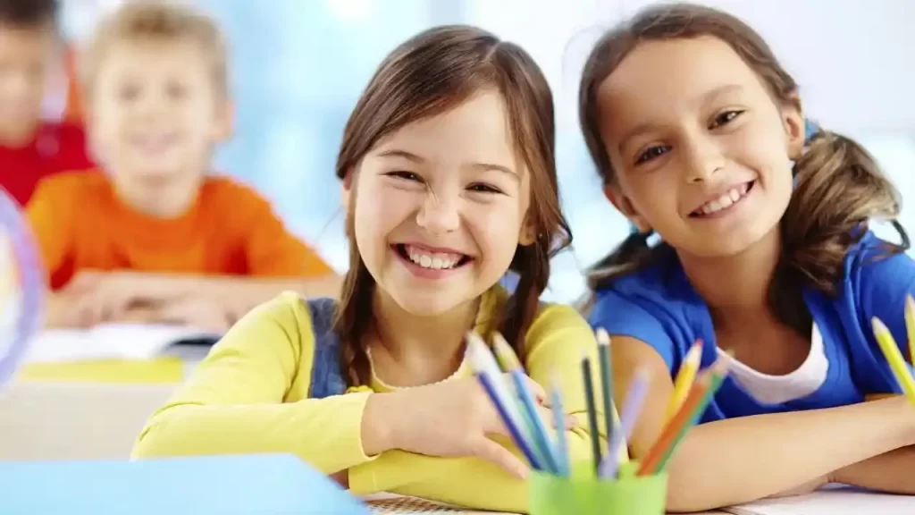 تعبيرية - تسجيل الأطفال في المدارس التركية