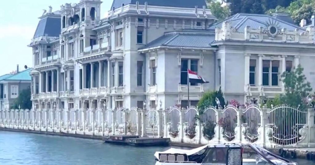 السفارات في تركيا