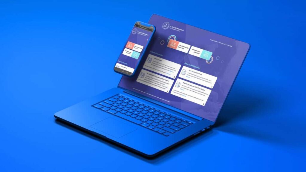 تعبيرية -المدرسة الالكترونية في تركيا E-OKUL