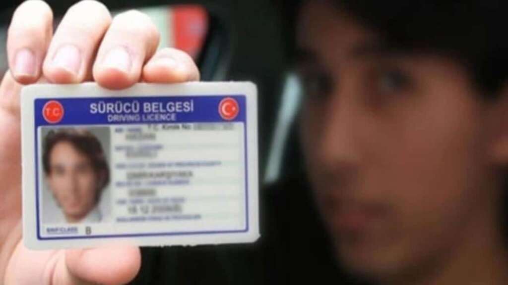 رخصة قيادة تركية - تحويل رخصة القيادة في تركيا
