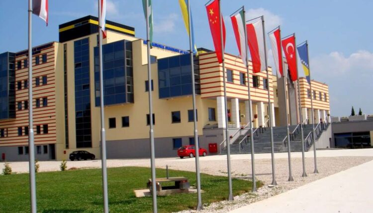 جامعة سراييفو الدولية أكبر مشروع تعليمي في منطقة البلقان