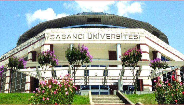 جامعة سابانجي الخاصة في تركيا