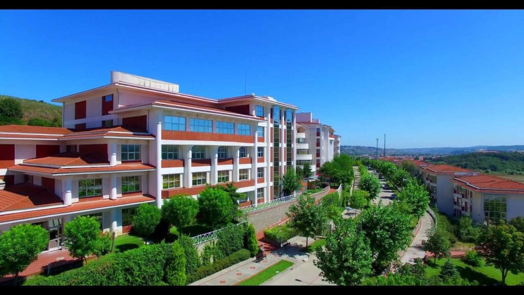 جامعة ايشك الخاصة في تركيا