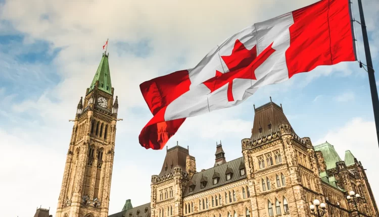 تعبيرية - طرق وشروط الهجرة إلى كندا