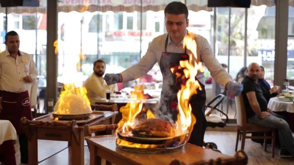 تعبيرية عن أشهر المطاعم في اسطنبول - مطعم الشيف بوراك 