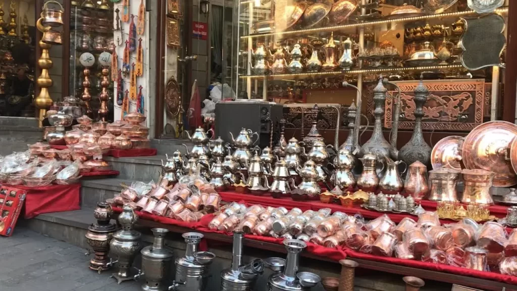 سوق النحاسين - أشهر أسواق النحاسين في تركيا