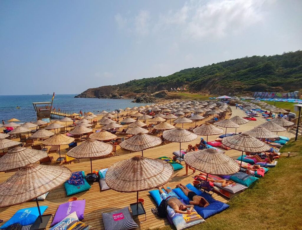 شاطئ كيليوس اسطنبول Kilyos Halk Plajı