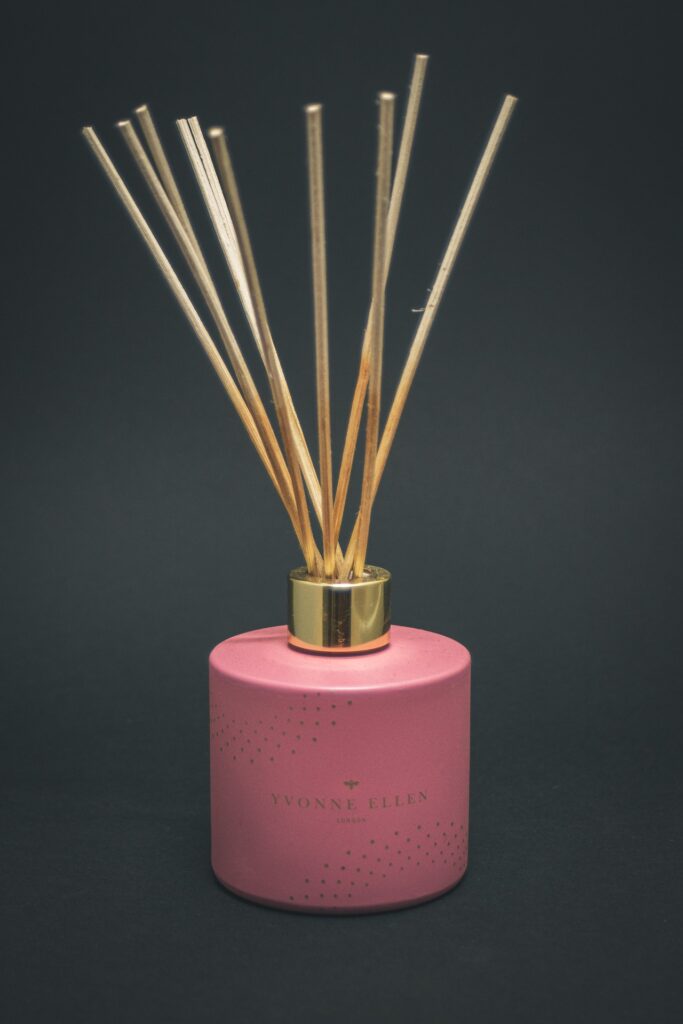 عبوة معطر جو مع اعواد خشبية - مصانع معطر الجو في تركيا