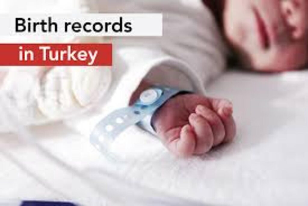تعبيرية - تسجيل المولود الجديد في تركيا